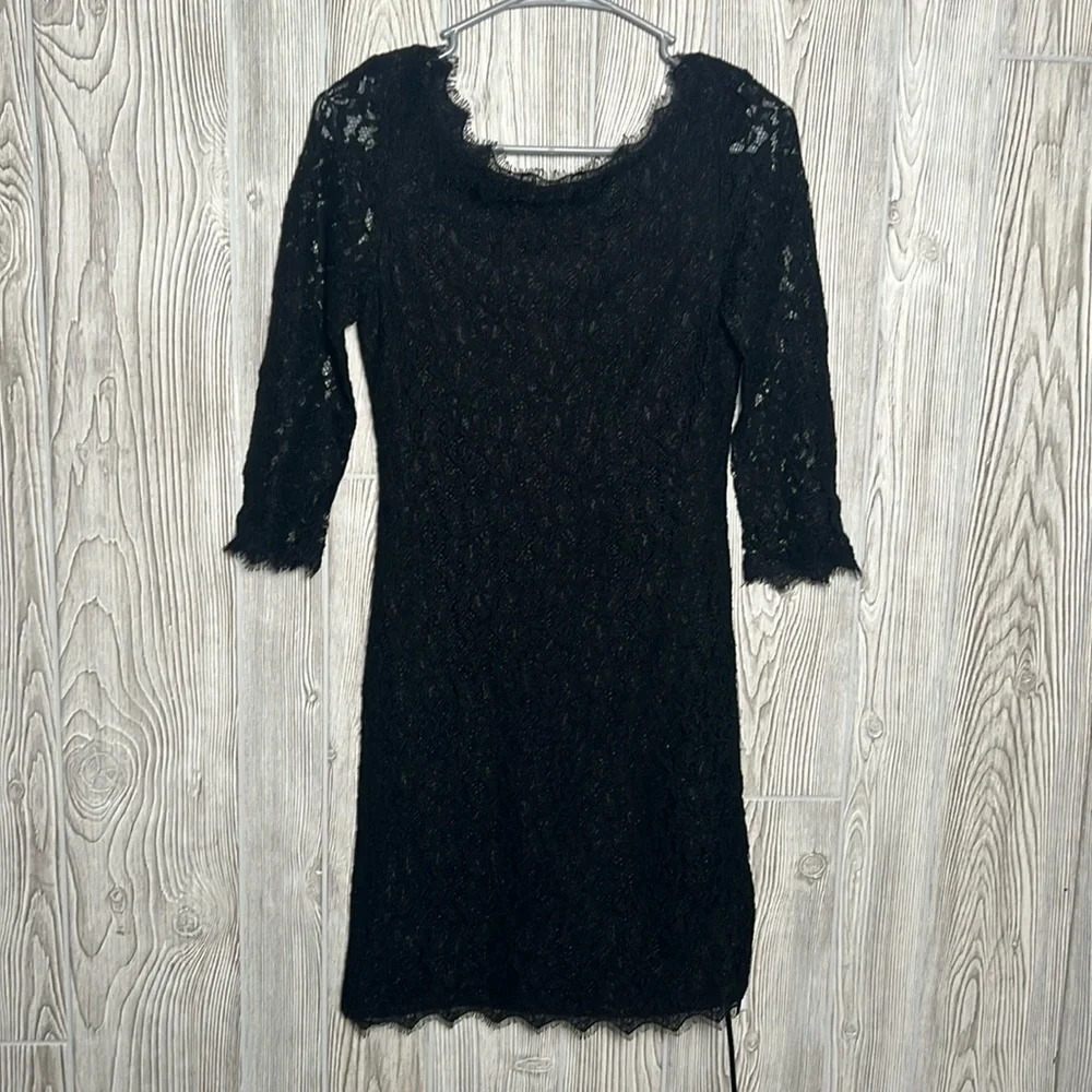 Aritzia Babaton lace long sleeve dress black size 2
